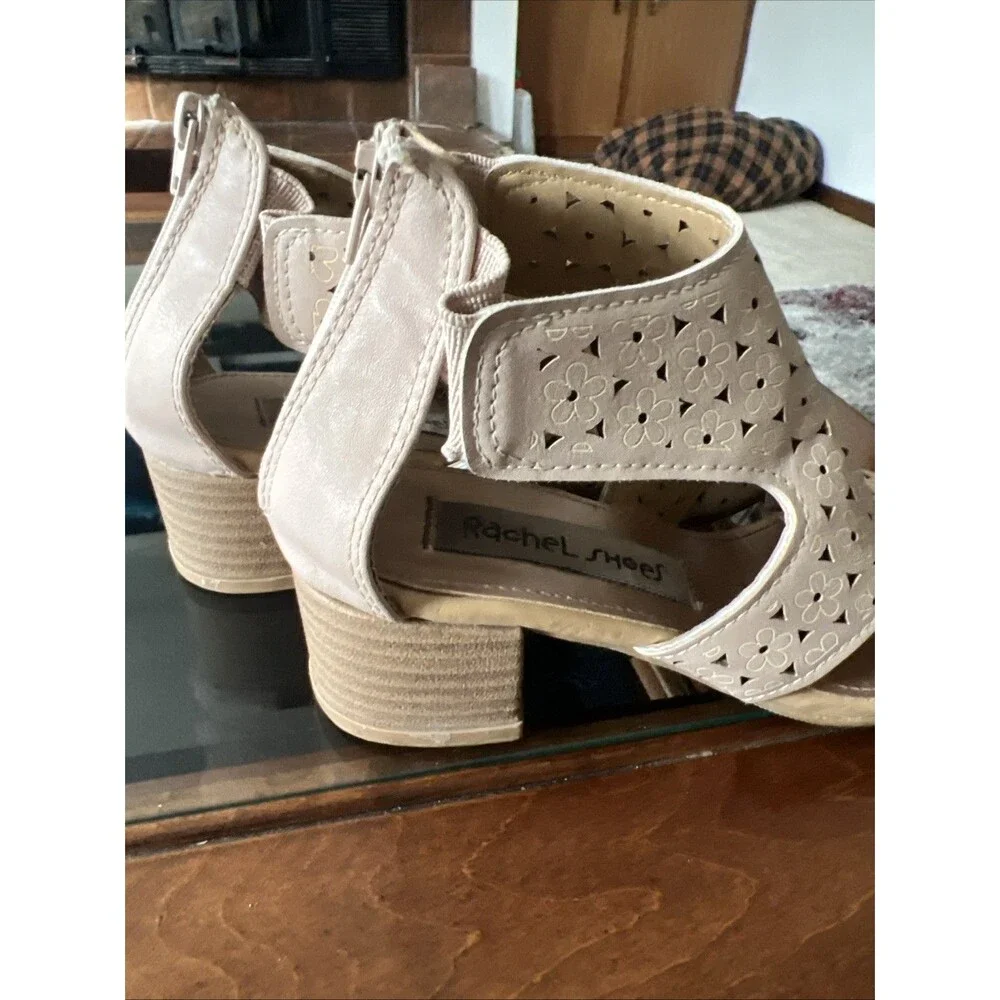Rachel Shoes TOE BOOTIE SIZE 12 BEIGE CHEVRON‎